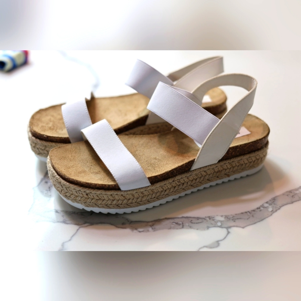 Gently Used Steve Madden White Espadrille Platform Sandals